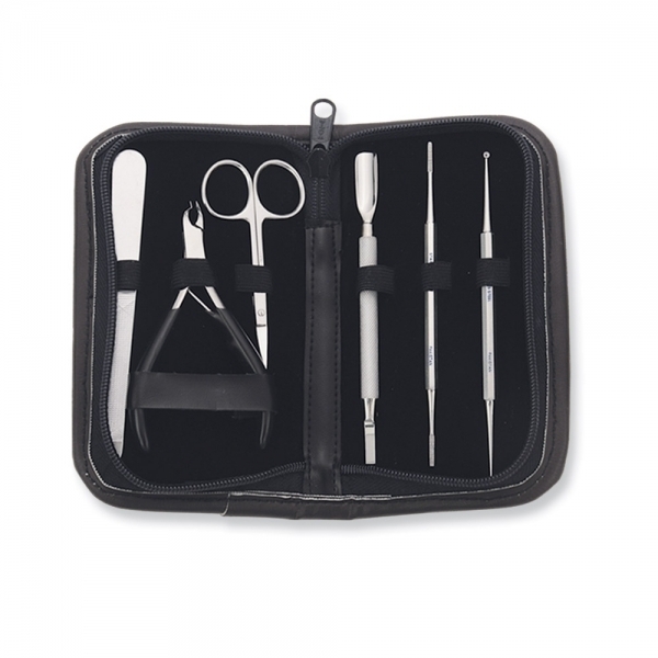 MANICURE SETS